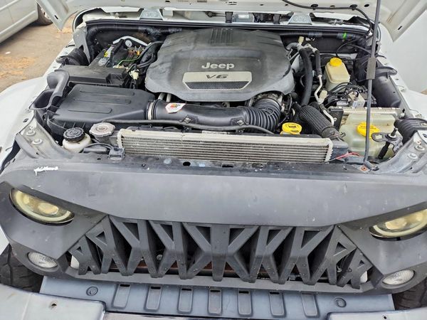 2015 JEEP WRANGLER UNLIMITED SAHARA 4X4