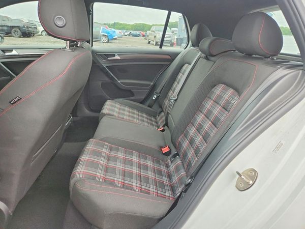 2018 VOLKSWAGEN GTI