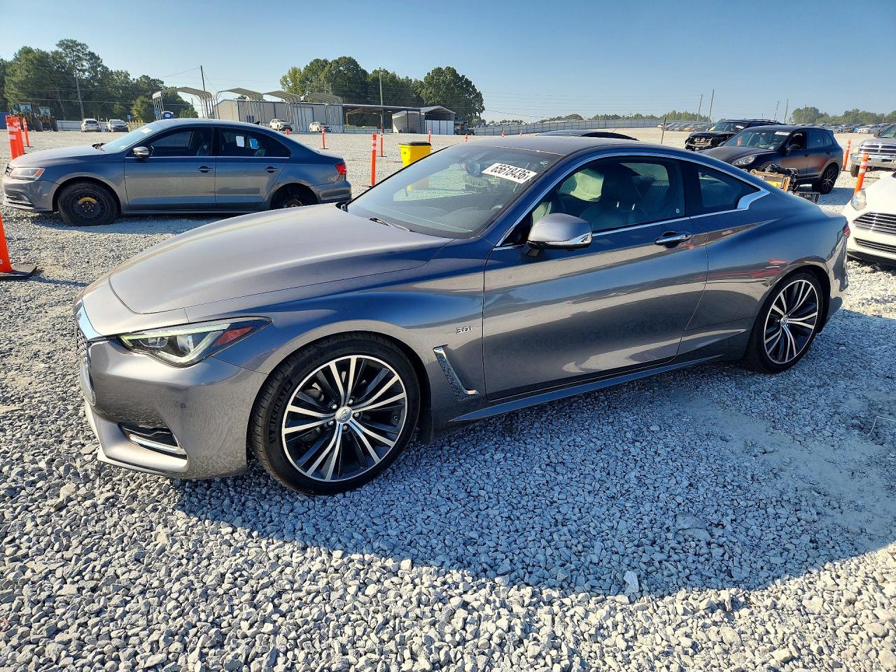 2017 INFINITI Q60