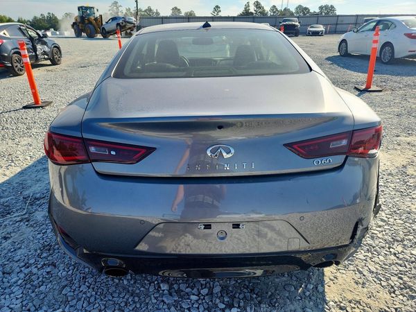 2017 INFINITI Q60
