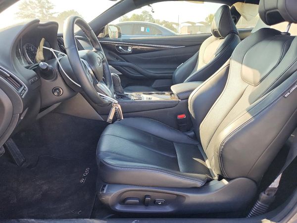 2017 INFINITI Q60