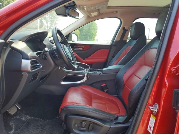 2017 JAGUAR F-PACE R-Sport — DENT