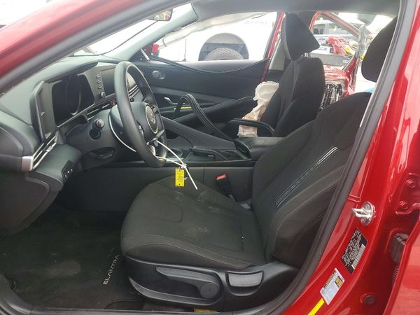 2022 HYUNDAI ELANTRA