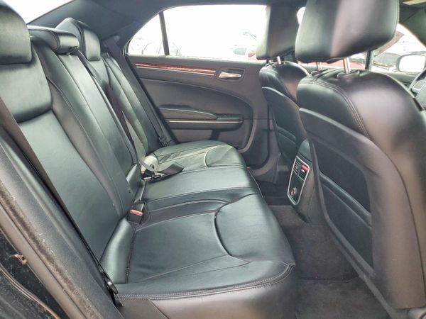2014 CHRYSLER 300