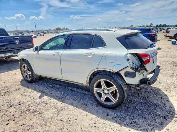 2016 MERCEDES-BENZ GLA GLA250-4M