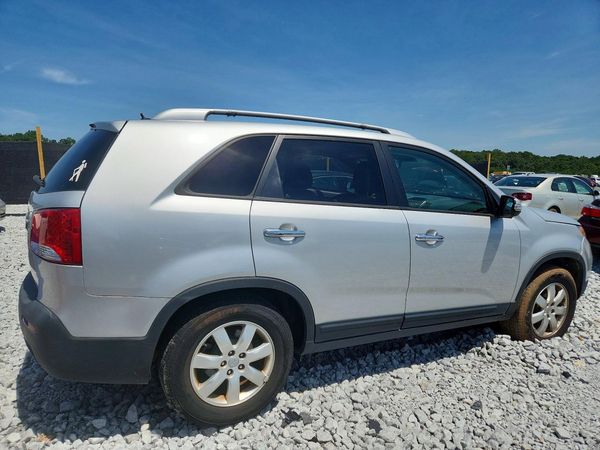 2013 KIA SORENTO