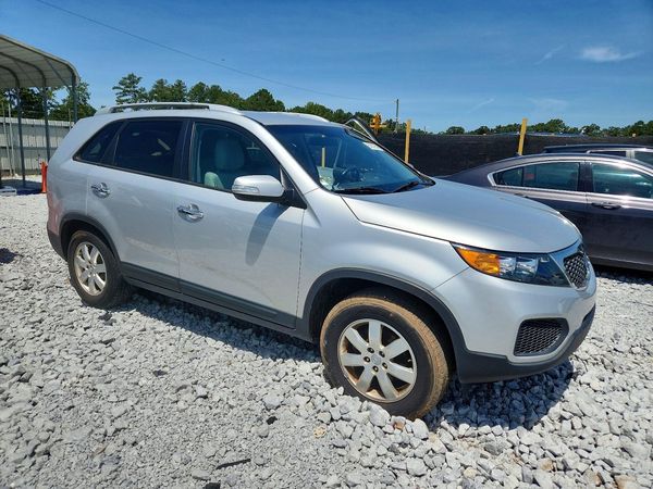 2013 KIA SORENTO