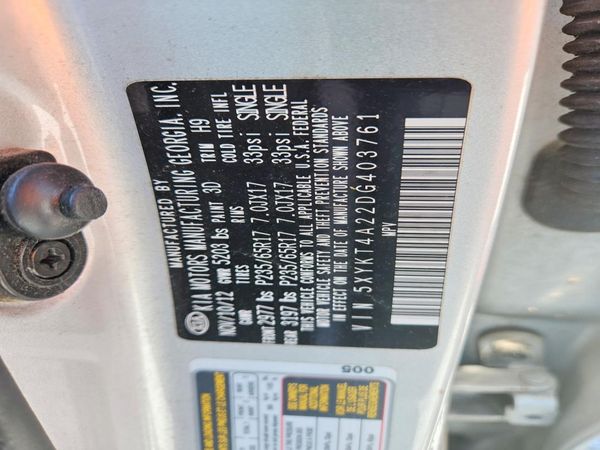 2013 KIA SORENTO