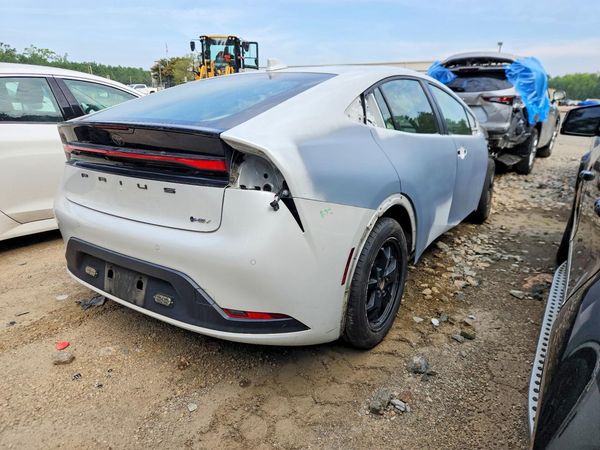 2023 TOYOTA PRIUS