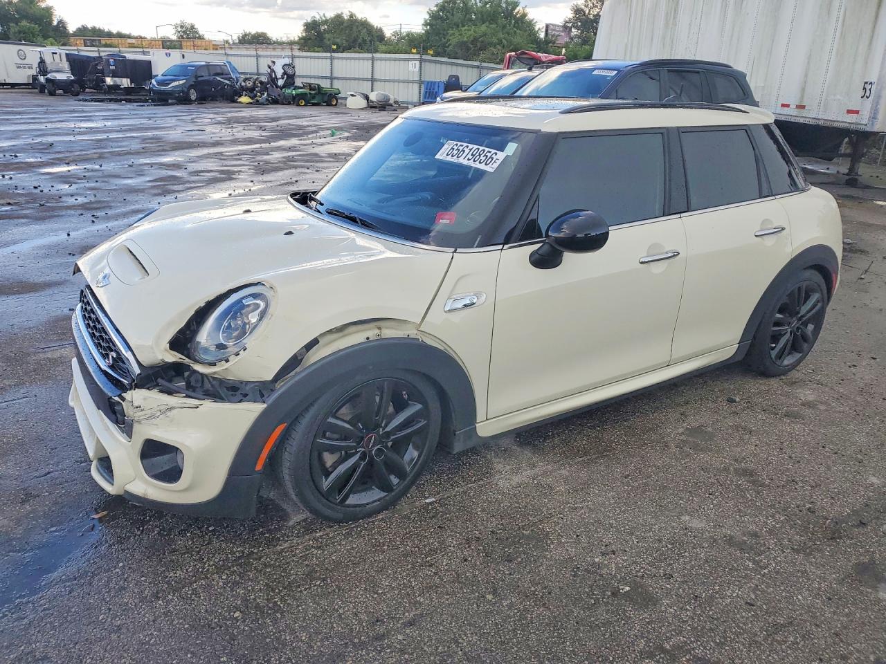 2017 MINI COOPER