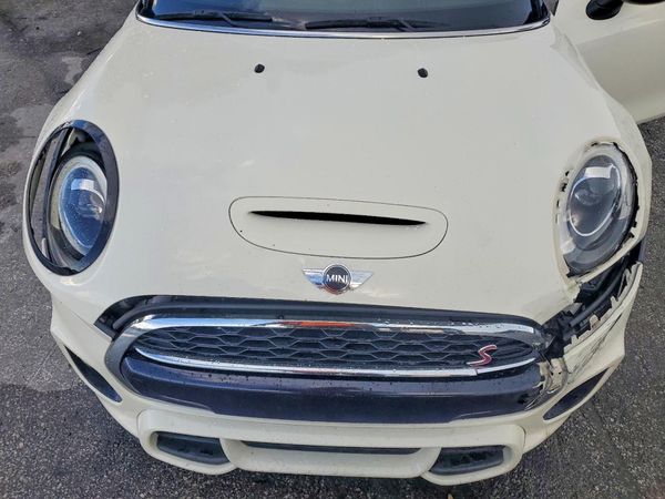 2017 MINI COOPER
