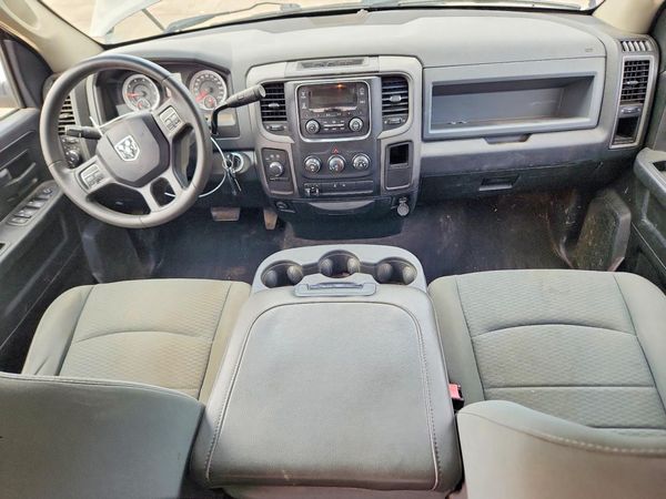 2013 RAM 1500 ST QUAD CAB 4X4