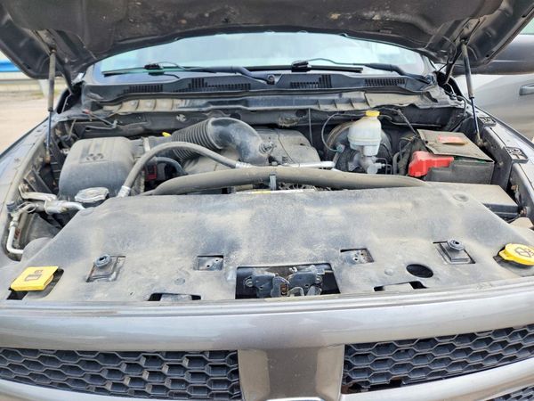 2013 RAM 1500 ST QUAD CAB 4X4