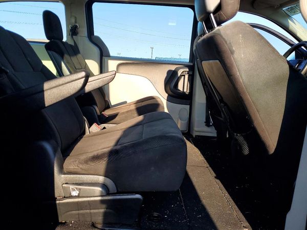 2012 DODGE GRAND CARAVAN SE