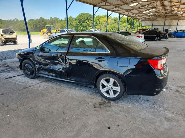 2013 TOYOTA CAMRY