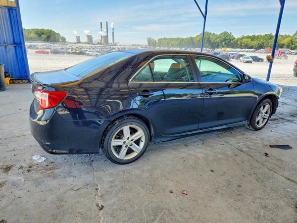 2013 TOYOTA CAMRY