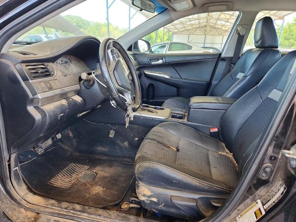 2013 TOYOTA CAMRY