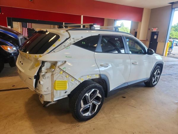 2023 HYUNDAI TUCSON