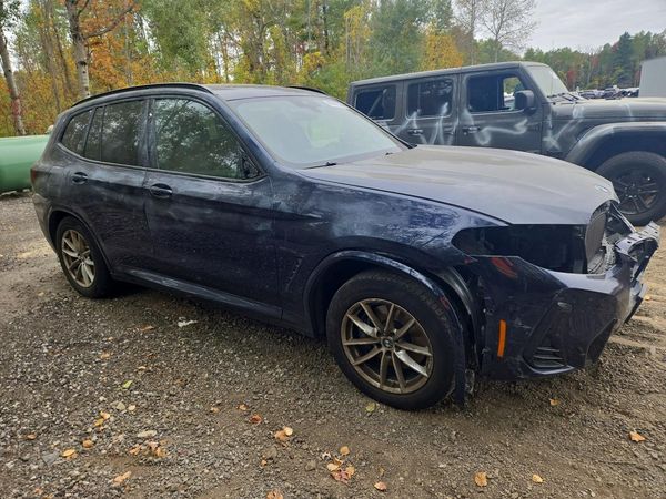 2022 BMW X3 xDrive30i — Passenger 3/4