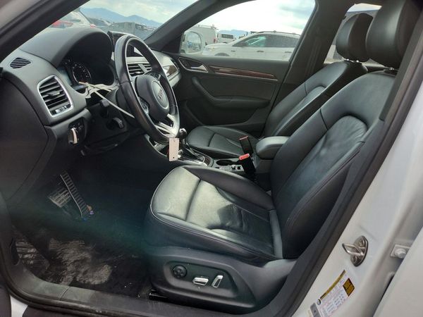 2017 AUDI Q3 quattro Premium Plus