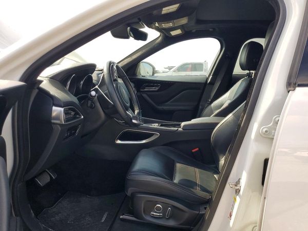 2019 JAGUAR F-PACE Prestige — DENT