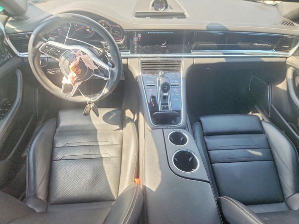 2020 PORSCHE PANAMERA