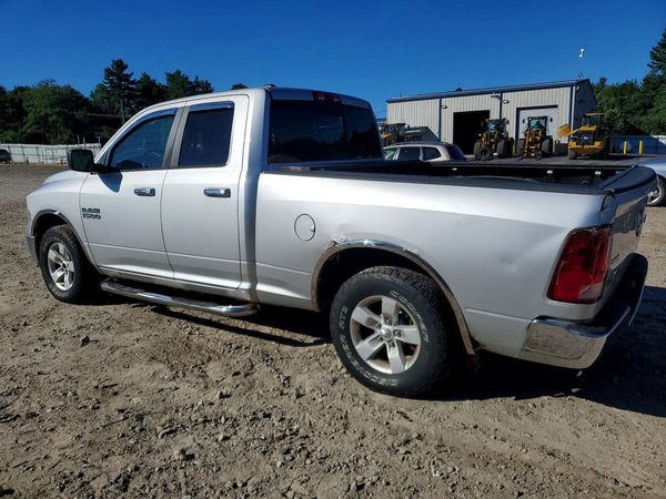 2013 RAM 1500 SLT QUAD CAB 4X4