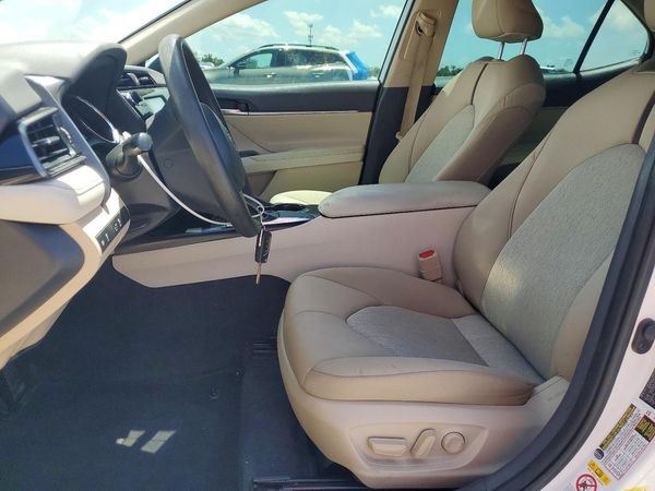 2019 TOYOTA CAMRY