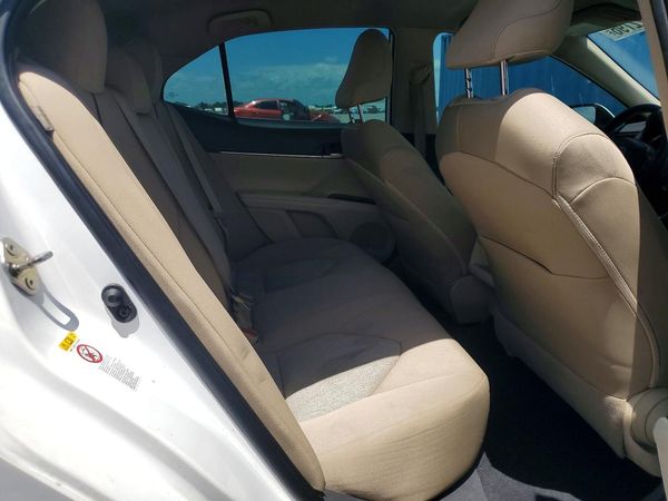 2019 TOYOTA CAMRY