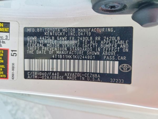 2019 TOYOTA CAMRY