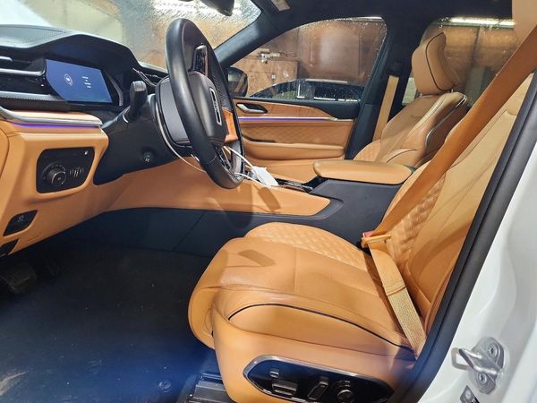 2022 JEEP CHEROKEE Summit 4XE — DENT