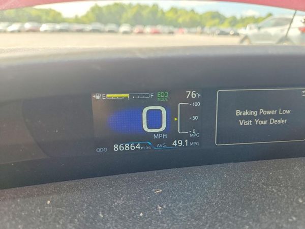 2016 TOYOTA PRIUS