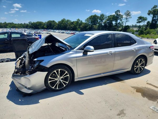 2020 TOYOTA CAMRY