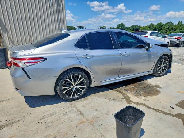 2020 TOYOTA CAMRY