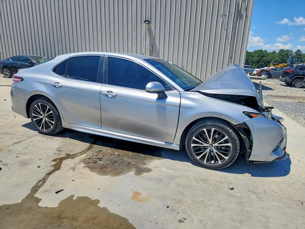2020 TOYOTA CAMRY