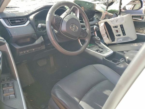 2024 TOYOTA RAV4 XLE Premium — CKPT