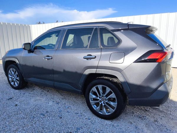 2021 TOYOTA RAV4 Limited