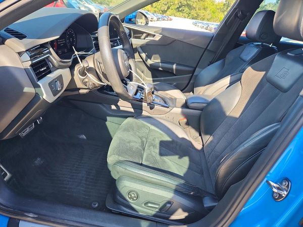 2020 AUDI A4