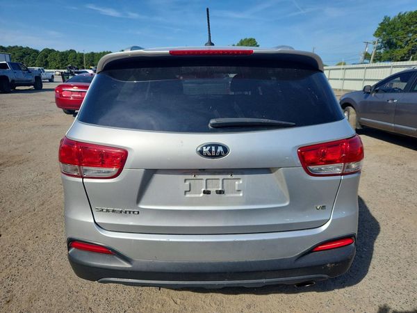 2018 KIA SORENTO L, LX