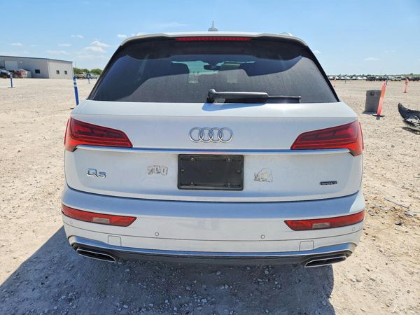 2022 AUDI Q5