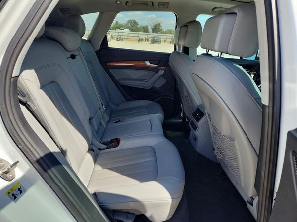 2022 AUDI Q5