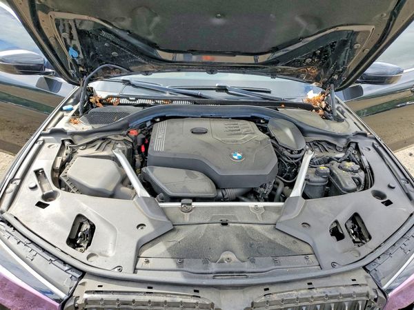 2020 BMW 530