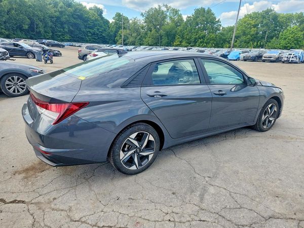 2023 HYUNDAI ELANTRA