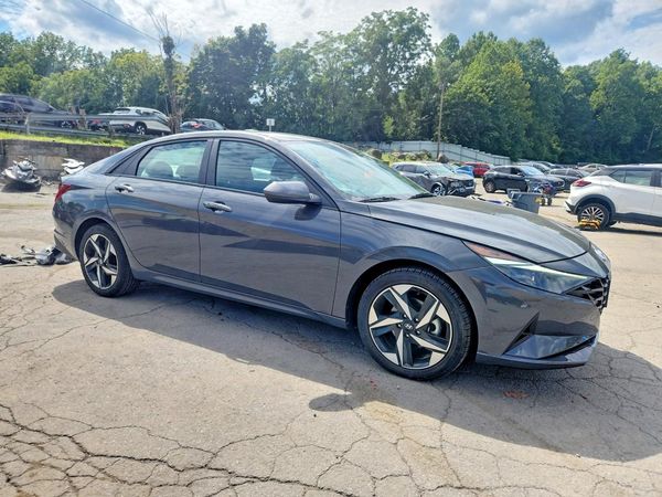 2023 HYUNDAI ELANTRA