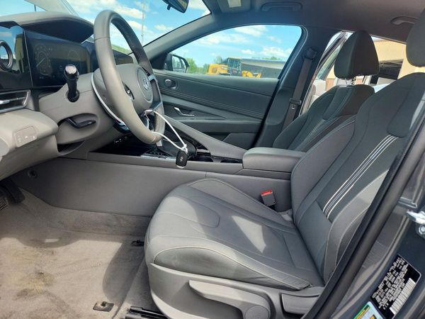 2023 HYUNDAI ELANTRA