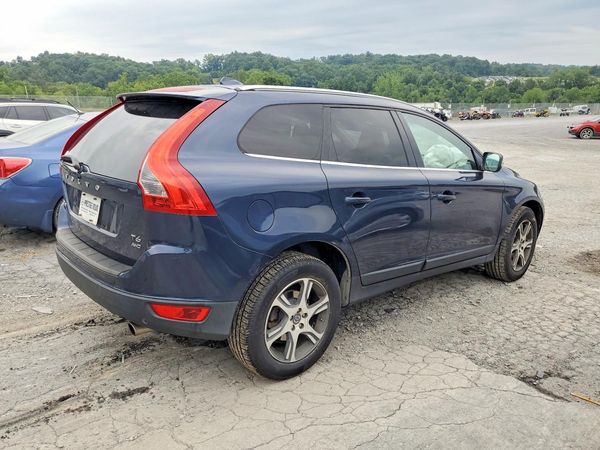 2013 VOLVO XC60