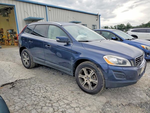 2013 VOLVO XC60
