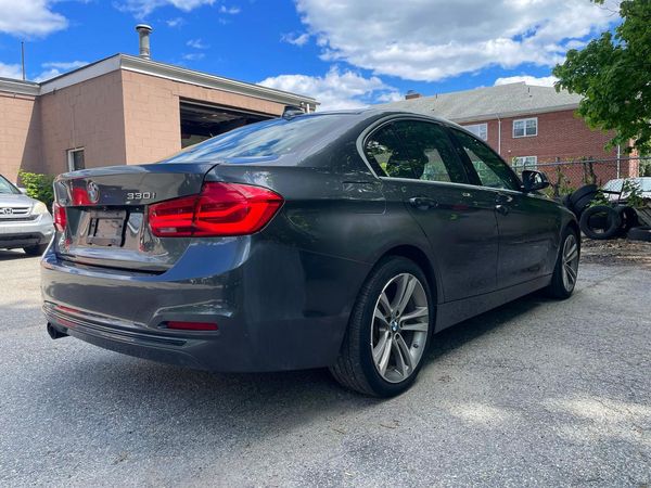 2018 BMW 330 xDrive SA