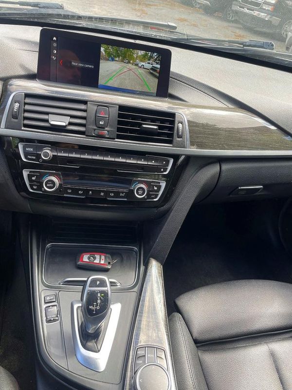 2018 BMW 330 xDrive SA