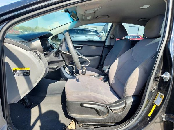 2016 HYUNDAI ELANTRA